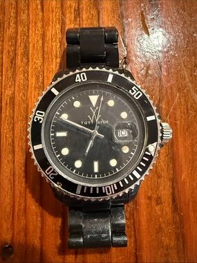 ToyWatch Men’s Black Dive-Style Swim Watch